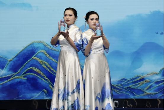 1703839981625278.png image.png